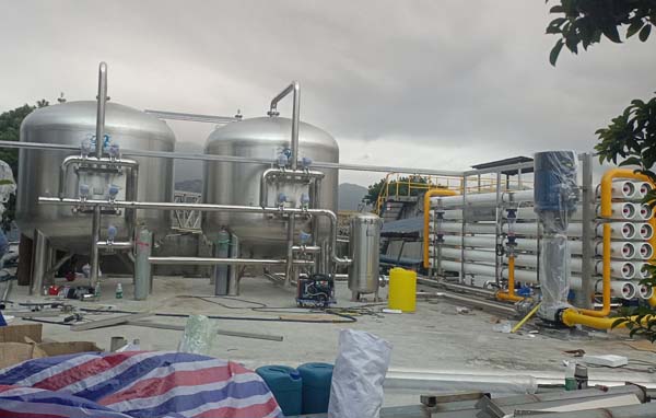 60噸純水設(shè)備,純水系統(tǒng),純化水設(shè)備 60噸純水設(shè)備,純水系統(tǒng),純化水設(shè)備